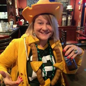 Meet your Posher, Debra